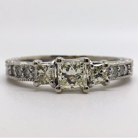 1.23 Carat Princess-Cut Three-Stones Diamond Engagement Ring in 14k White Gold